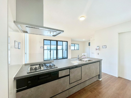 �L�b�`�� �L�X�Ƃ����g������̗ǂ��L�b�`���œ��X�̂��������y�����Ȃ肻��