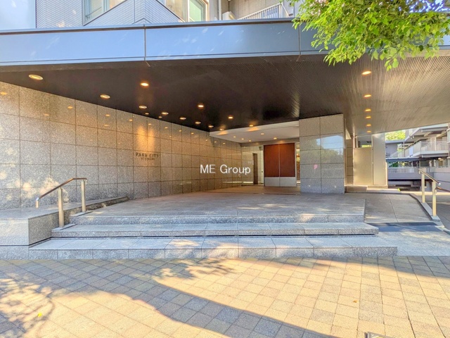 GgX -