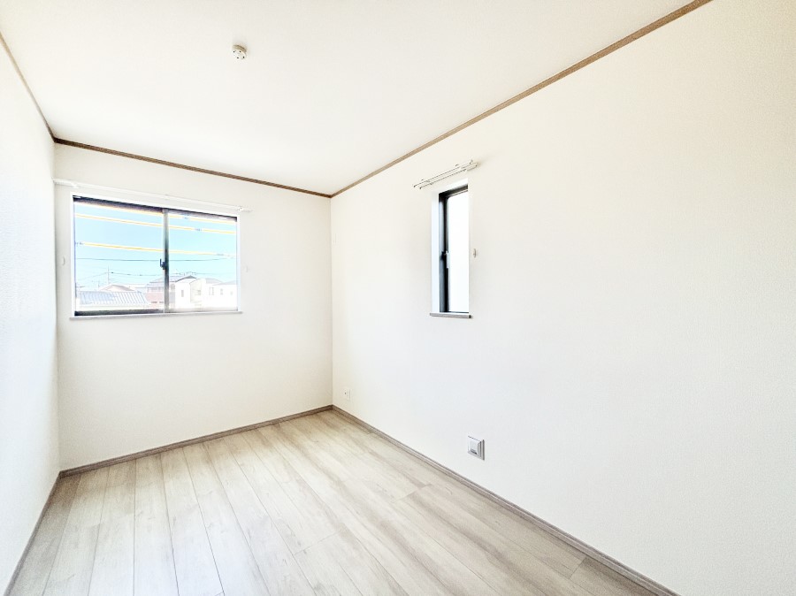 q Qʍ̌ŋC悭R̂łql̂ɂsb^