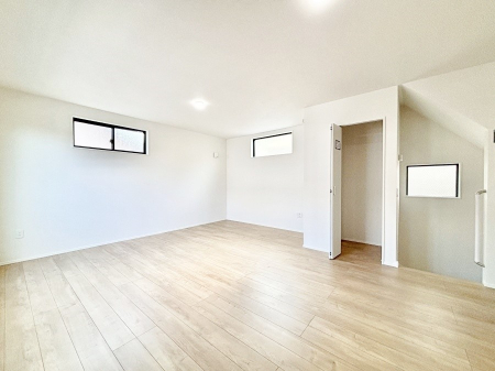 ���r���O �����u���͂悤�v�u�������܁v�Ƒ��Ƃ̃R�~���j�P�[�V�������Ƃ�₷�����r���O�C���K�i�����郊�r���O�ł��B