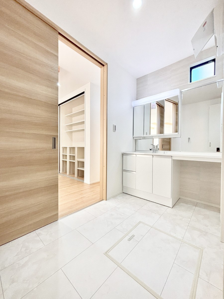 ���̑� �L�X�Ƃ�Ƃ�̂��郉���h���[�X�y�[�X  