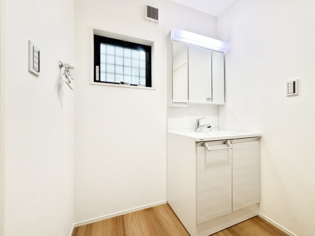 ̑ _炩Ȓ̌鑋h[Xy[X