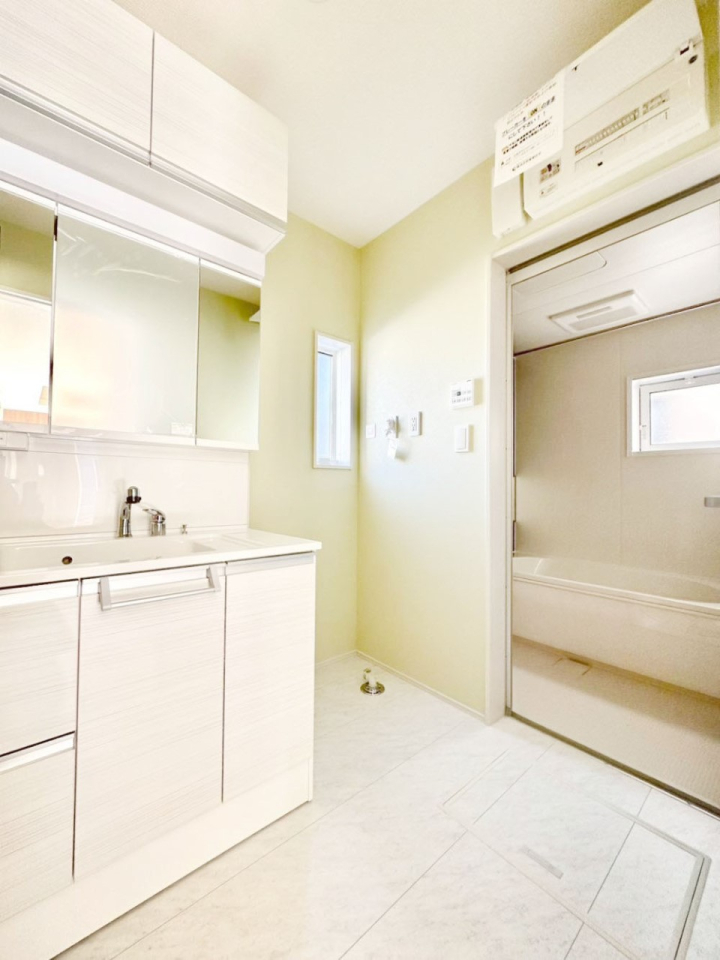 ̑ ̂KԂłB̐gxxCǂg܂B 