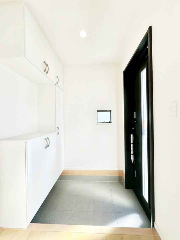 ���� ����I�𗘗p���āA���z�������������q�l�������ĂȂ��ł��܂��B