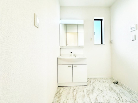 ���̑� ���������Ă���̂Ŏ��C�̑����ꏊ�ł����C���\���s���܂��B�����̐g�x�x���C�����ǂ��I