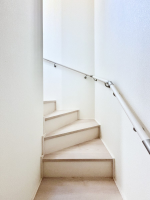 ̑ Ki͎肷tȂ̂ŏȂq܂₲̕Sł  