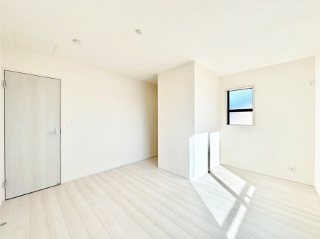 �q������ �E�H�[�N�C���N���[�[�b�g�����邨�����B�G�߂��Ƃ̓���ւ����s�v�ŕ֗��ł��B