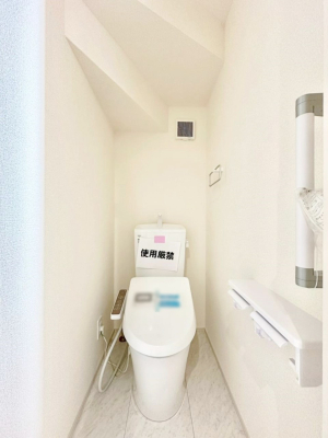 �g�C�� �g�C���͈��S�̂Q�ӏ��I���̃o�^�o�^������S�ł��B