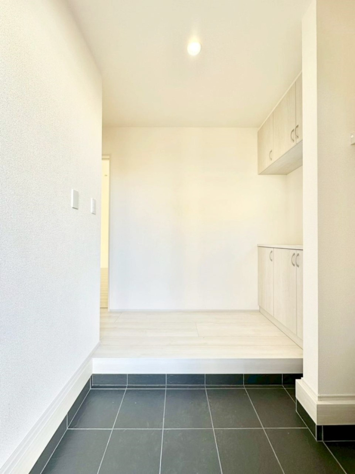 ���� ����I�𗘗p���āA���z�������������q�l�������ĂȂ��ł��܂��B