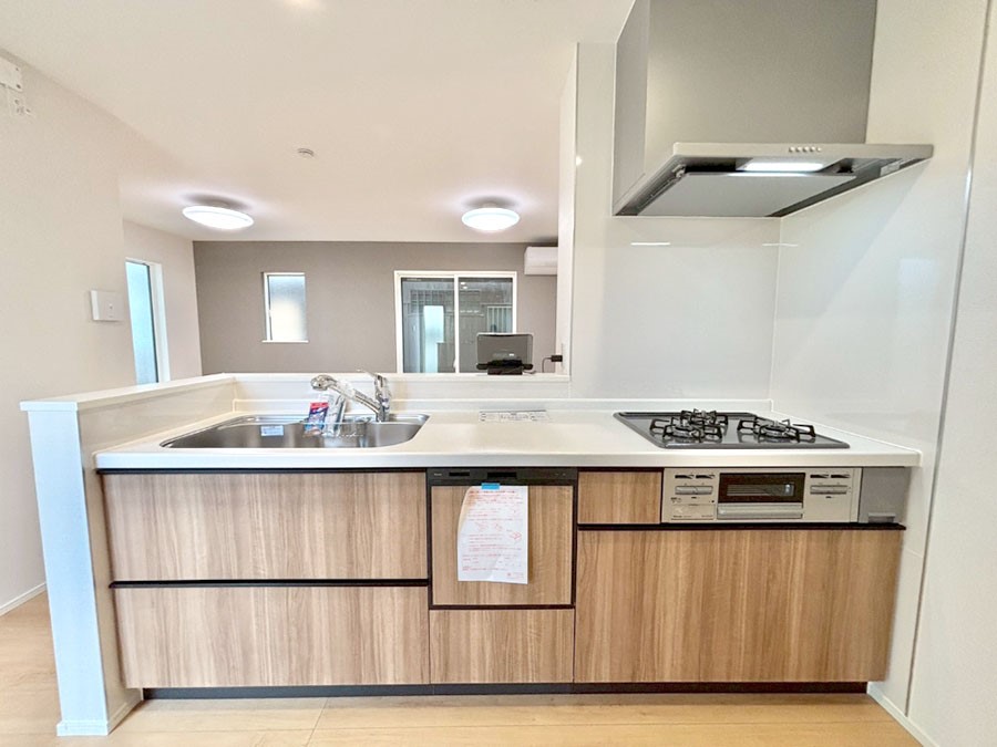 �L�b�`�� �������������I�ɁA�y�����I�V�X�e���L�b�`��  