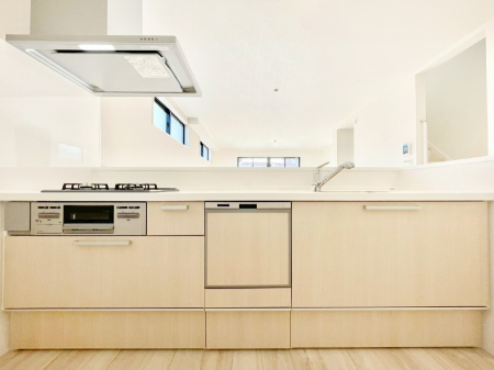 �L�b�`�� ��Ƃ肠��L�b�`���ł͂��Ƒ��Ɗy�������������ł��܂��B