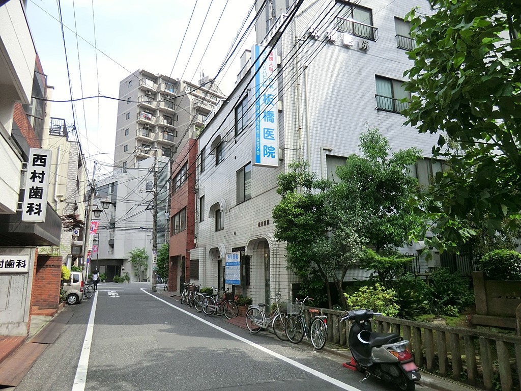 ӊ a@ 1100m @
