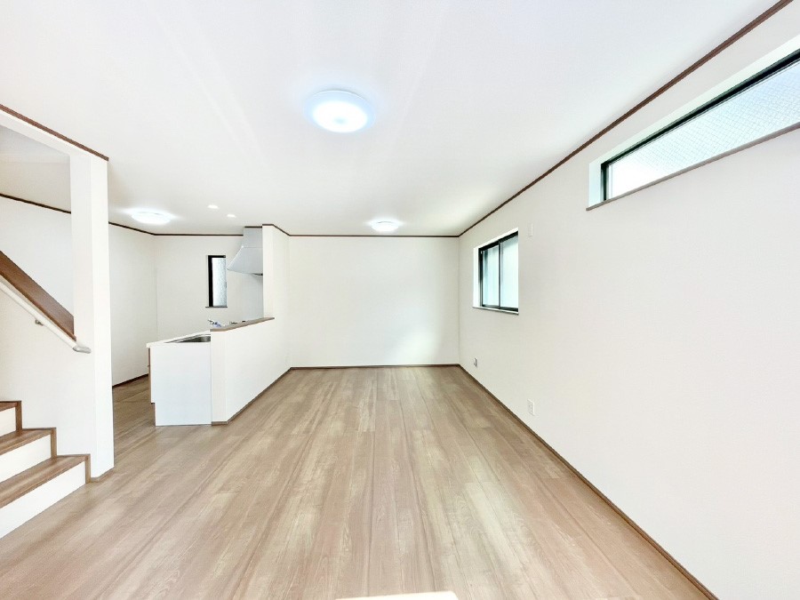 rO Ƒ̓₩Șbŕ܂閾邢rO 