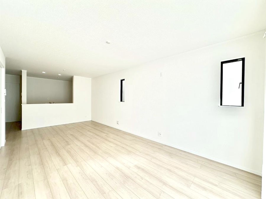 ���r���O �Z�ޕ��̌��������o�����A�C���e���A���l����̂��y���݂ȃ��r���O�ł��I 