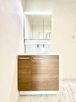 ���ʑ�E���ʏ� ���邢���ʏ��͖����̐g�x�x���y�����ł����Ⴂ�����ł��B