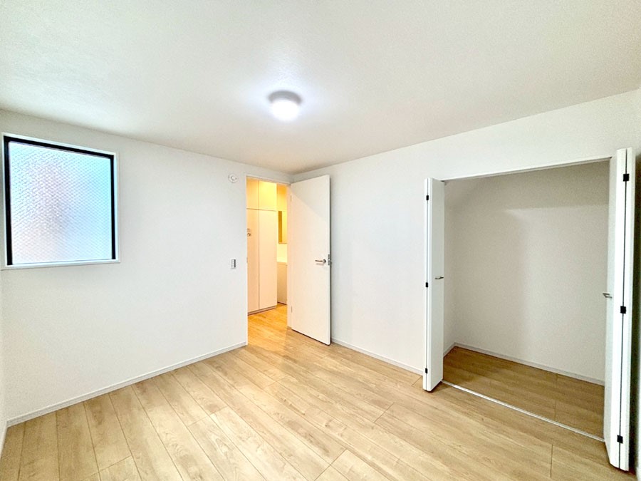 �q������ �q�������ɂ��������߂Ȏ��[�X�y�[�X�����Ղ�̋���