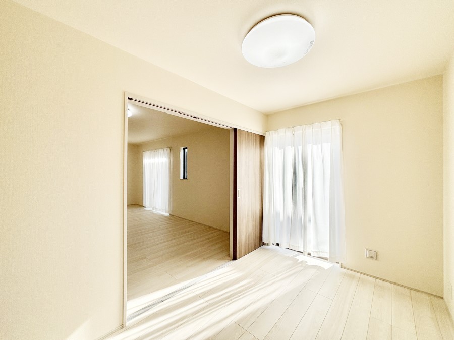 ���̑����� ���r���O�אڂ̗m���͌��Ƃ��Ă����p�ł��܂�