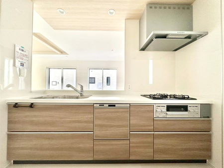 �L�b�`�� �������������I�ɁA�y�����I�V�X�e���L�b�`��  