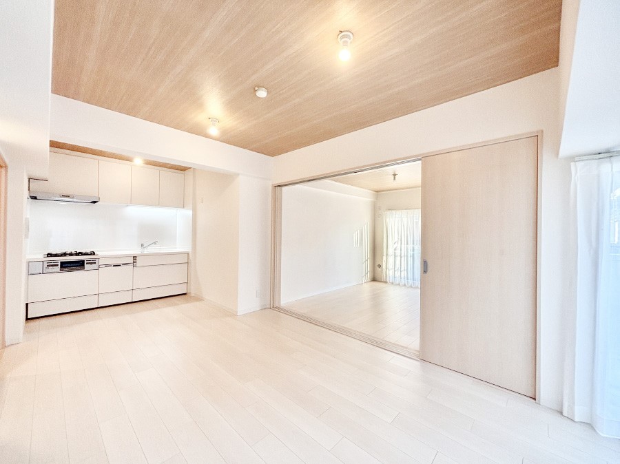 ���r���O �������������͋C�̂k�c�j�͉Ƒ��݂�Ȃ̉��K���