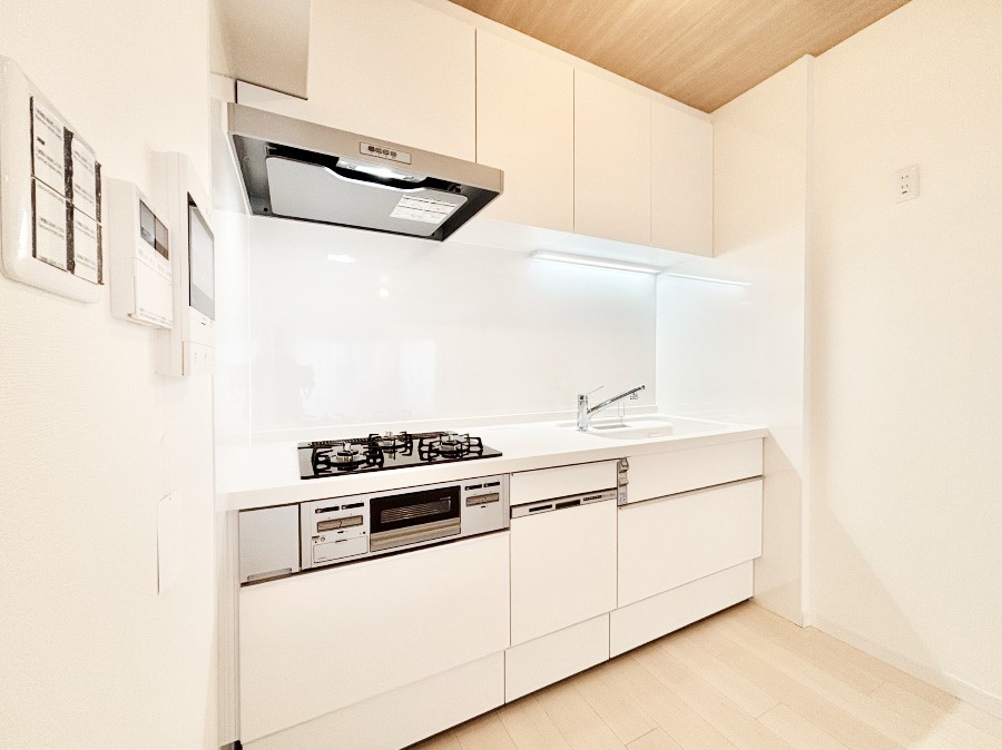 �L�b�`�� ���[�����Ղ�ō�ƃX�y�[�X�L�X