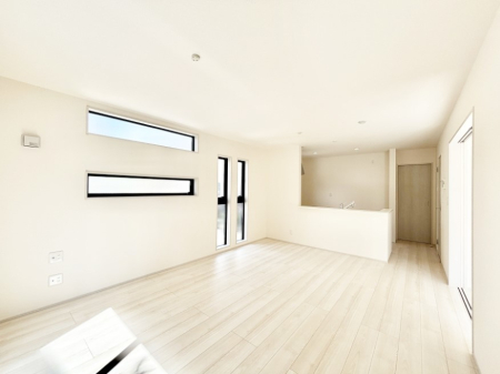 rO i`eCXg̗D_炩Fg̃t[OfGȃrOłˁB