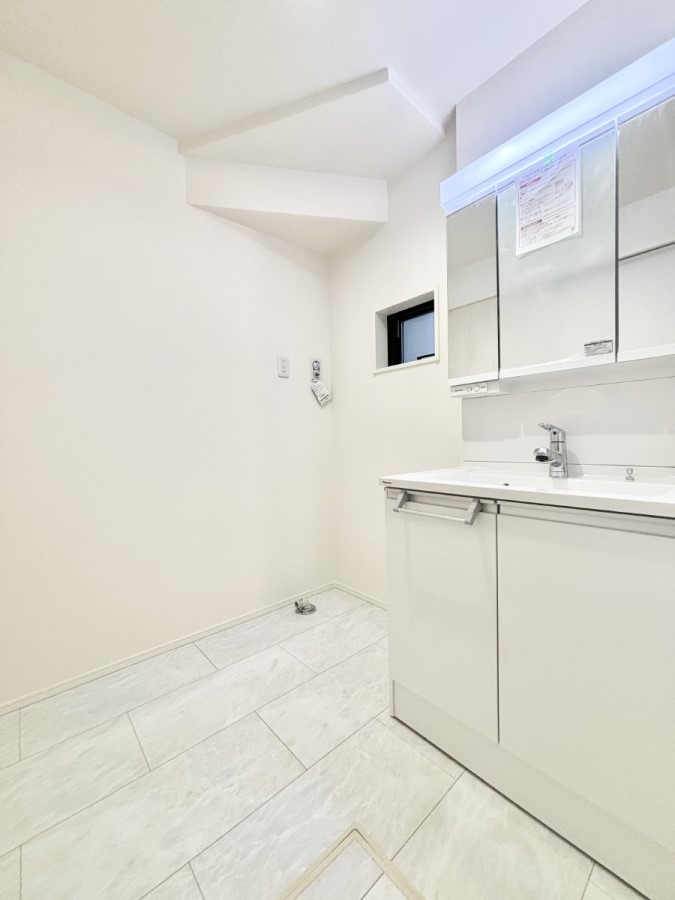 ���̑� �������̂��郉���h���[�X�y�[�X