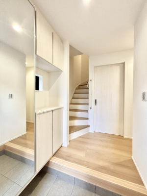 ���� ���邢���ւ͂��q�l�����o�}������̂ɂ҂�����ł��I 