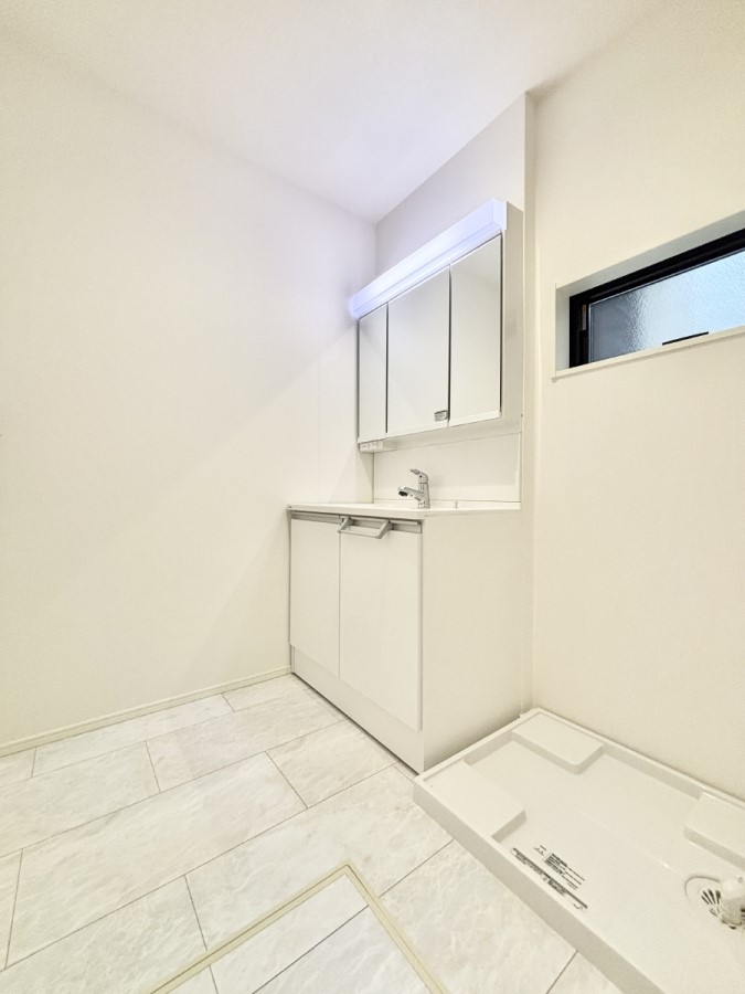 ���̑� �������̂��郉���h���[�X�y�[�X