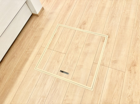 ̑ [tIpiEpi̎[ɂ劈B