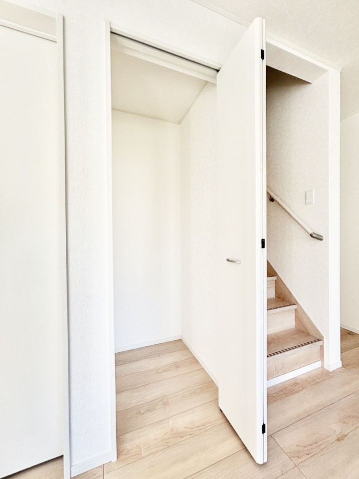 ���[ ���r���O���[�B�U�炩�肪���ȃ��r���O���X�b�L���ƕۂĂ܂��ˁB 