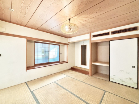 ̑ _炩̋Ԃ́Aql̗Vя◈q̂ĂȂ̏ꏊƂďd󂵂܂B 