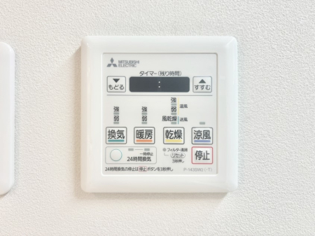 ̑ g[C@tȂ̂ŁAVĈSI