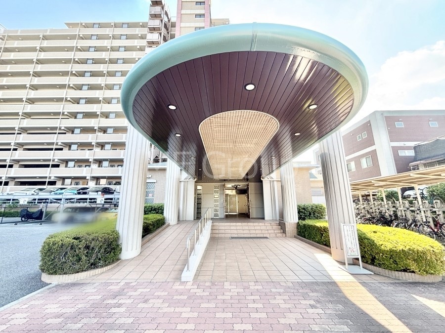 GgX O YȃGgX́AZ҂D}Ă܂  