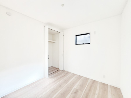 �q������ �m���ɂ̓N���[�[�b�g�t���B�X�b�L���Ƃ�����Ԃł�����芰���܂��I