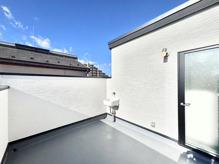 �o���R�j�[ ���������Ԃ��[���������I�J��������������X�J�C�o���R�j�[�B