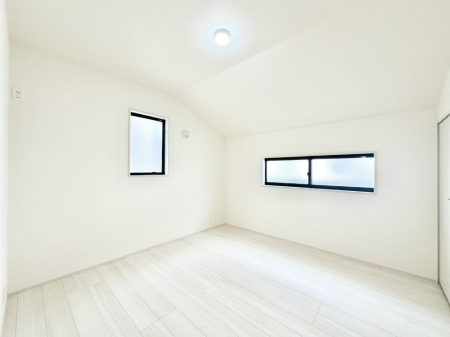 �q������ ������̂₳���������S�n�悢�v���C�x�[�g���[��