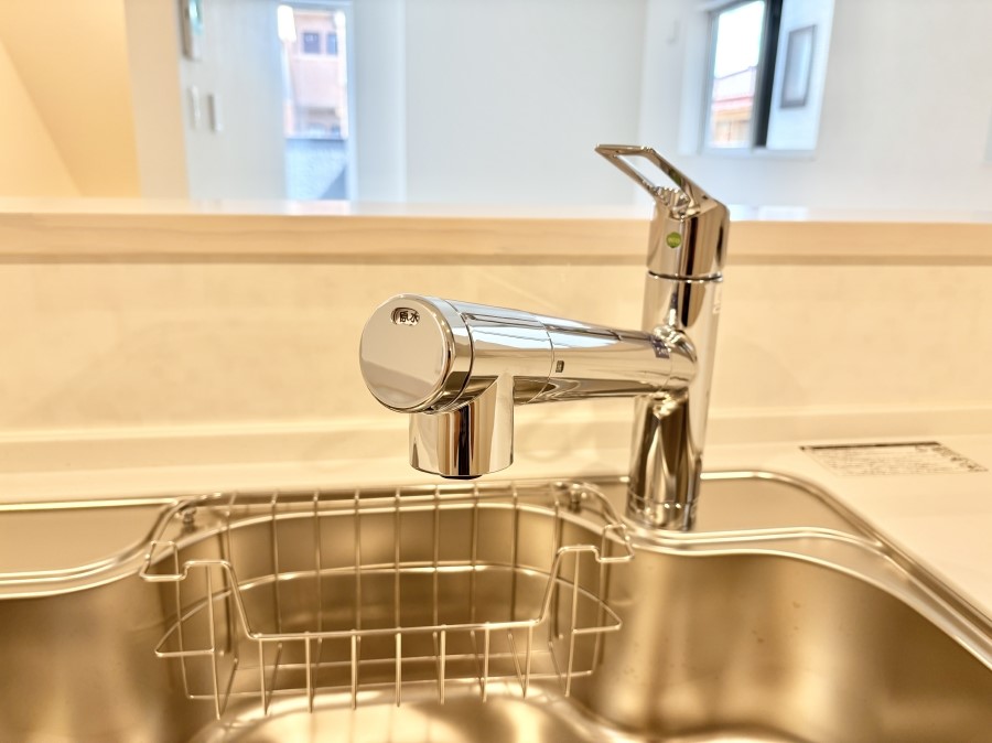 ̑ łȂB̐ŐƏ򐅂gB