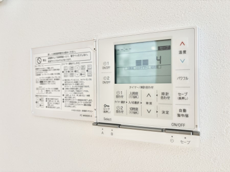 ̑ g[tœ~|J|JBƑ̌ẽXy[XɂȂ܂ˁB