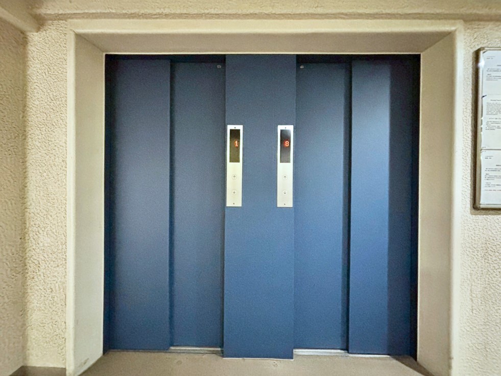 ̑ ̏艺ɕ֗ȃGx[^[I