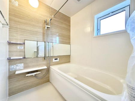 ���� ����̔�����₷��؂ȃo�X�^�C���B�������Ƃ����C���y����Ŕ����Ƃ肽���ł��ˁI  