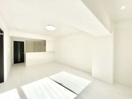 ���r���O ���Ƒ��̓��₩�Șb�����ŕ�܂�閾�邢���r���O  