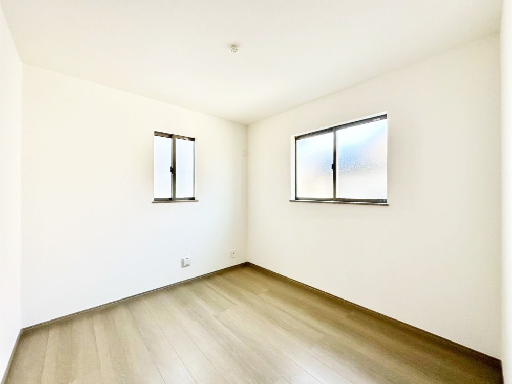 �q������ ������̂₳���������S�n�悢�v���C�x�[�g���[��