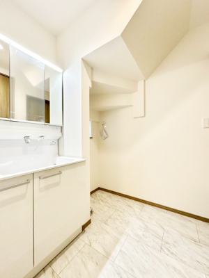 ���̑� �L�X�Ƃ�Ƃ�̂��郉���h���[�X�y�[�X