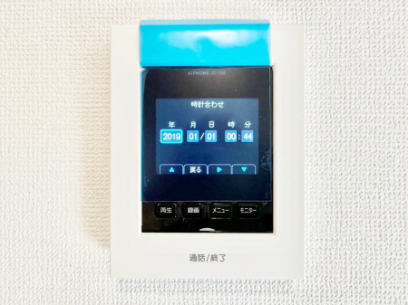 ���̑����� TV���j�^�[�t�C���^�[�t�H�����t���Ă��ăZ�L�����e�B�[��