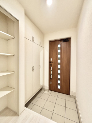  邢z荞ތցBƑ̌CXbL[ł錺֎[t