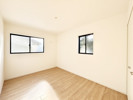 �q������ ������̂₳���������S�n�悢�v���C�x�[�g���[��