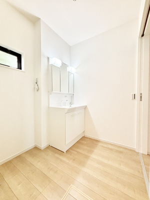 ���̑� �L�b�`���Ƃ̓������l�����������W���݌v�ŖZ�������Ԃ̉Ǝ������N���N