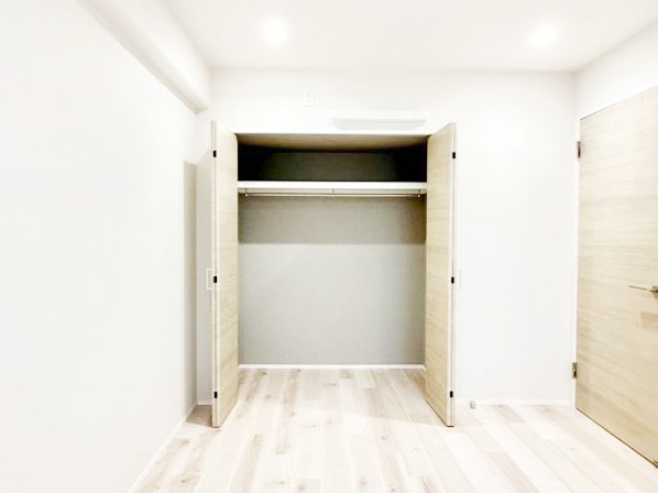 ���[ ��������ߗނ��X�b�L�����[���Ă����N���[�[�b�g�t���ł��B