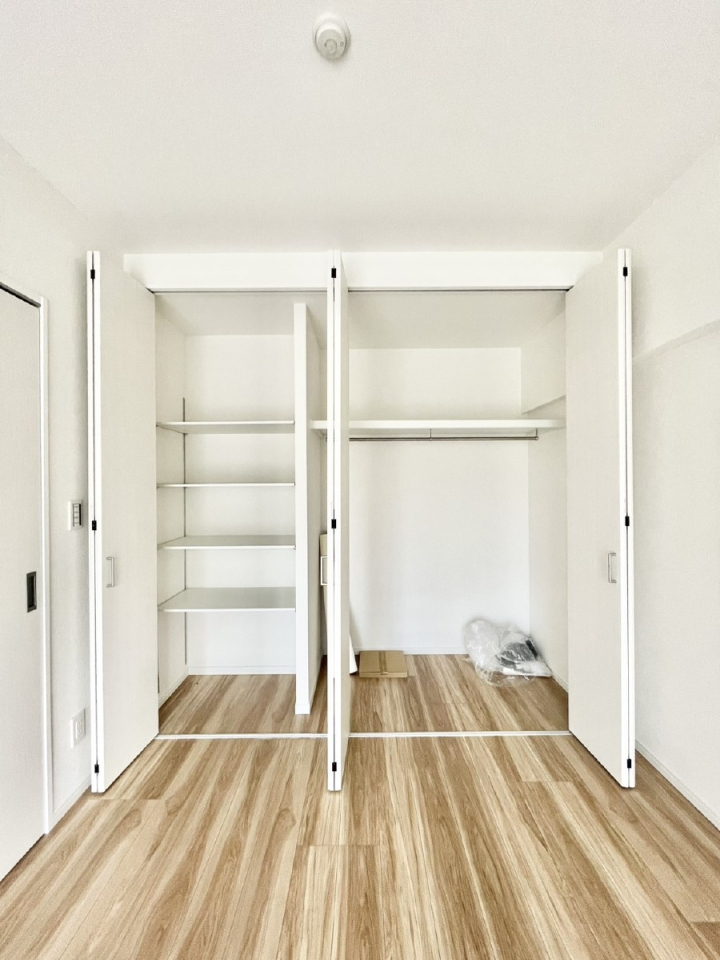 ���[ �m���N���[�[�b�g�B���s��������̂Ō���̈ߗނ�����������[�ł��܂��B