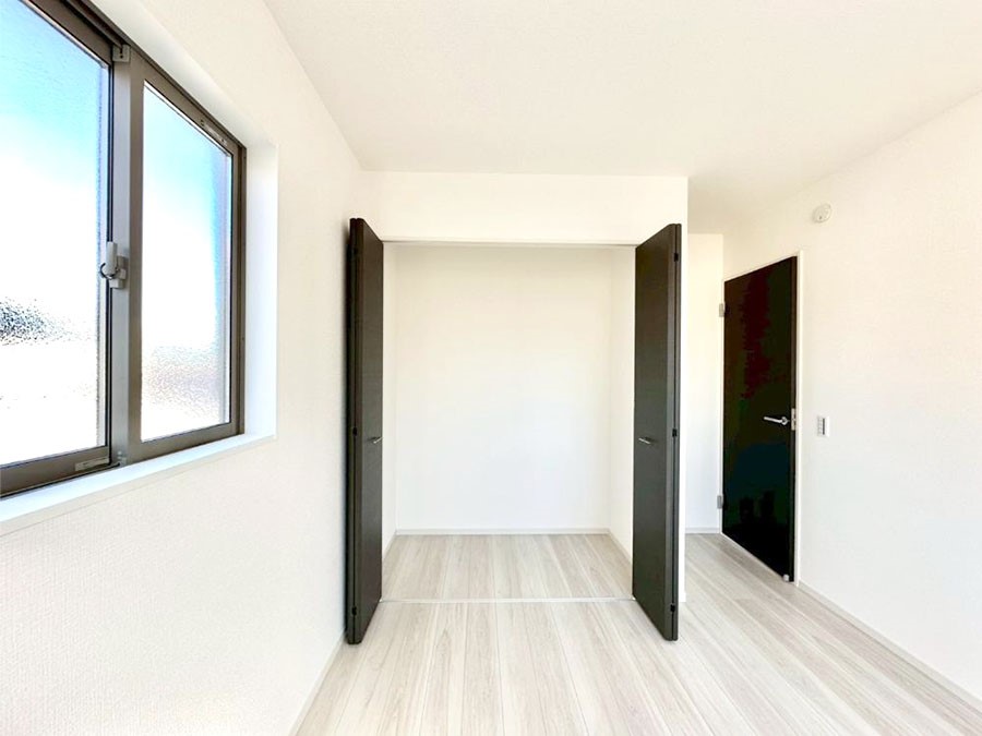 ���[ �����Ղ�̎��[�X�y�[�X�ŉ��K�ɕ�点���� 